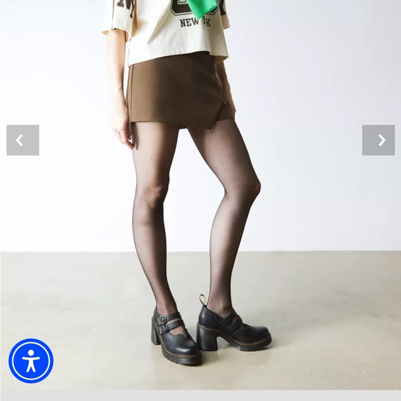 Dr. Martens EVIEE SENDAL LEATHER HEELED SHOES - Picture 7 of 7